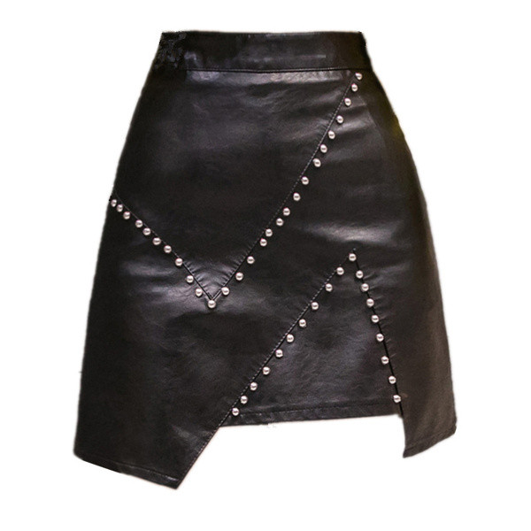 Modern női szoknya öko bőrből - aszimmetrikus modell fekete színben