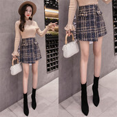 Új modell női aszimmetrikus rövid szoknya két színben