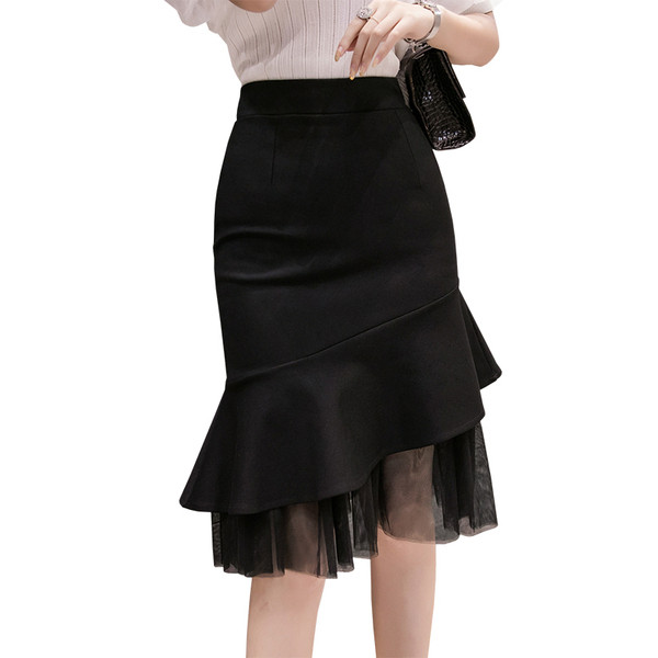 Modern női aszimmetrikus szoknya, fekete színű tüllel