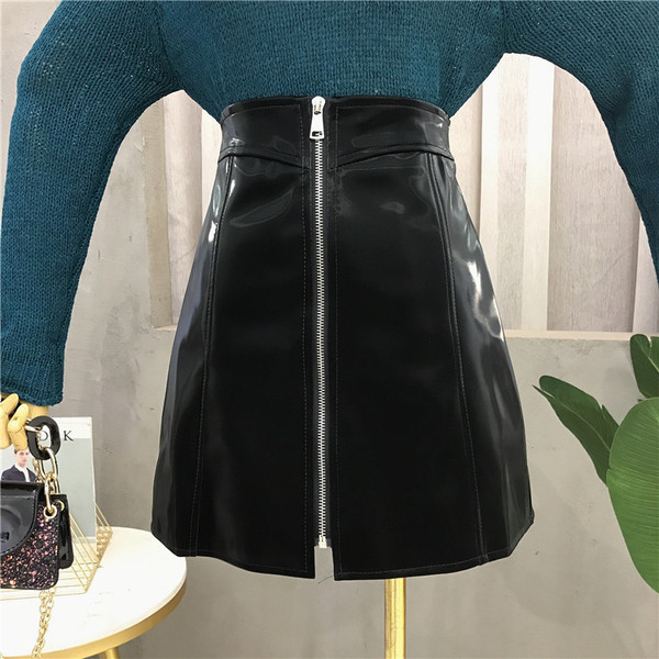 Modern női bőrszoknya több színben cipzárral