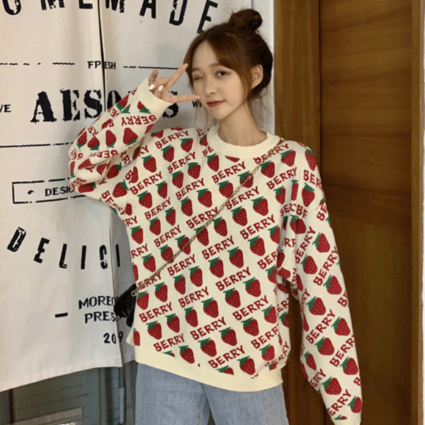 Bluză de damă topică albă cu imprimeu