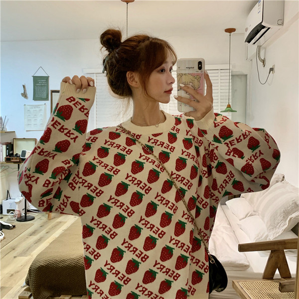 Bluză de damă topică albă cu imprimeu