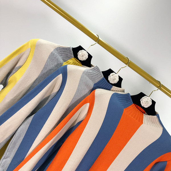 Pulover casual cu dungi cu guler semi-înalt în mai multe culori