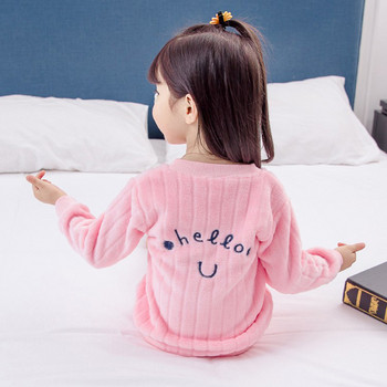 Детска пижама в два цвята с бродерия за момичета