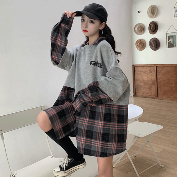 Női széles pulóver két színben - hosszú modell