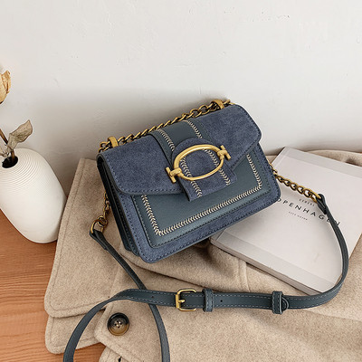 Modern női táska fém elemmel több színben