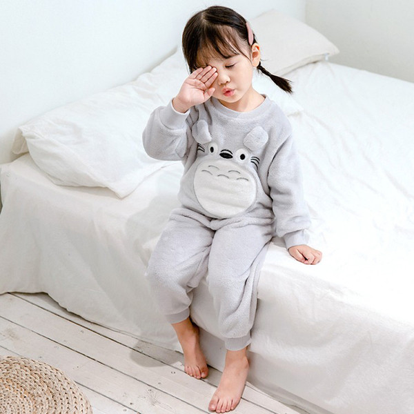 Szürke gyerekpizsama 3D elemmel lányoknak és fiúknak