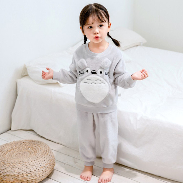 Детска пижама в сив цвят с 3D елемент за момичета и момчета