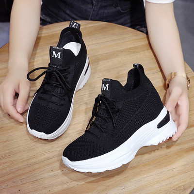 Női alkalmi sportcipő fehér, fekete és rózsaszín színben