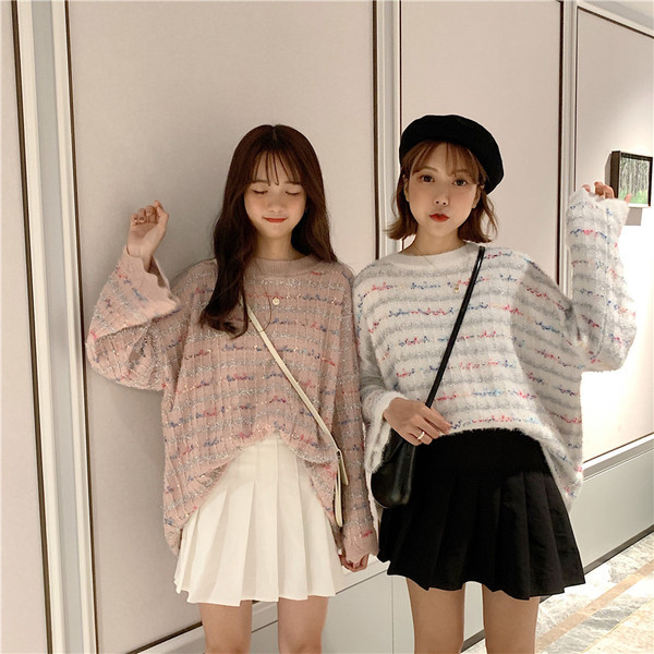 Női alkalmi blúz ovális nyakkivágással, két színben