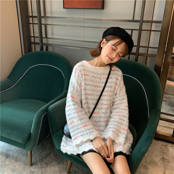 Női alkalmi blúz ovális nyakkivágással, két színben