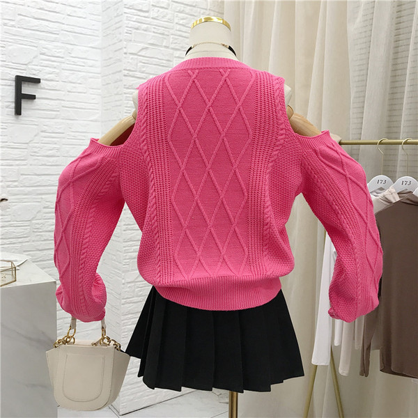 Pulover de dama modern cu decolteu spitz si umerii goi in mai multe culori