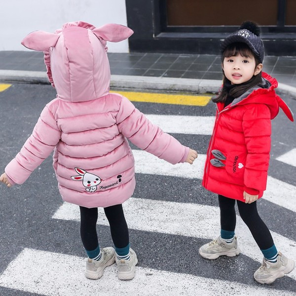 Modern gyerekkabát három színben, rátéttel és 3D elemmel lányoknak