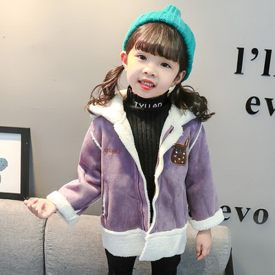 Gyerekkabát lányoknak három színben hímzéssel és 3D elemmel