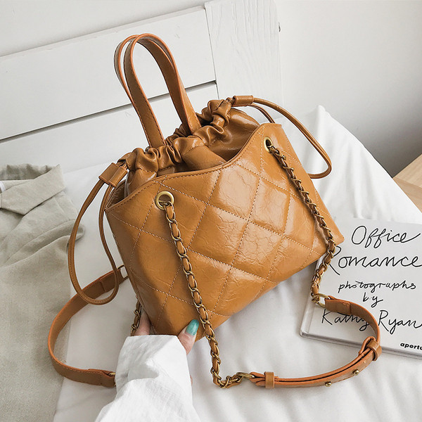 Geanta de dama model NOU din piele ecologica cu manere lungi si scurte