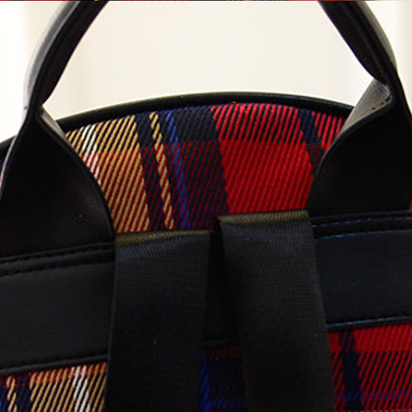 Női kockás hátizsák különböző árnyalatokban