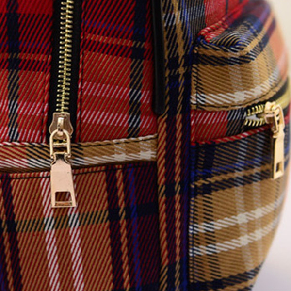 Női kockás hátizsák különböző árnyalatokban