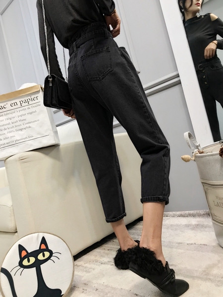 Modern női farmer övvel, fekete színben