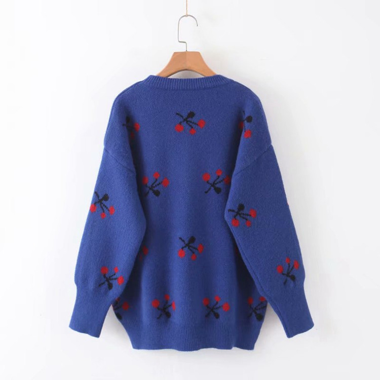 Hosszú és vastag női pulóver rátéttel - három színben