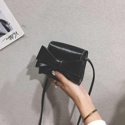 Geantă mică de damă cu mâner lung și panglică 3D în negru, galben, verde și roșu