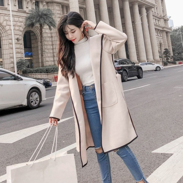 Őszi női kabát kapucnival rózsaszín és bézs színben