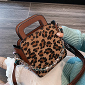 Modern női táska hosszú és rövid fülekkel, többféle színben