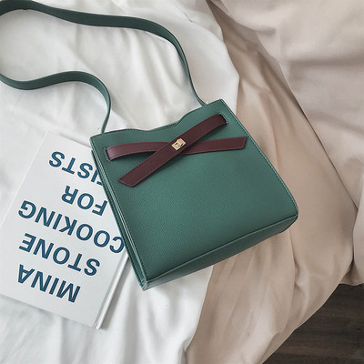 Öko bőrből készült modern női táska cipzárral több színben