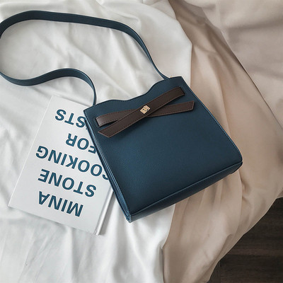 Öko bőrből készült modern női táska cipzárral több színben