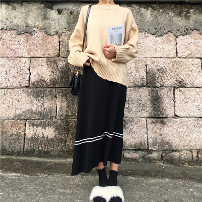 Jelenlegi női szoknya két színben - egyenes modell magas derékkal