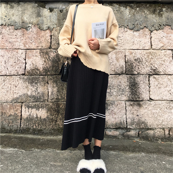 Jelenlegi női szoknya két színben - egyenes modell magas derékkal