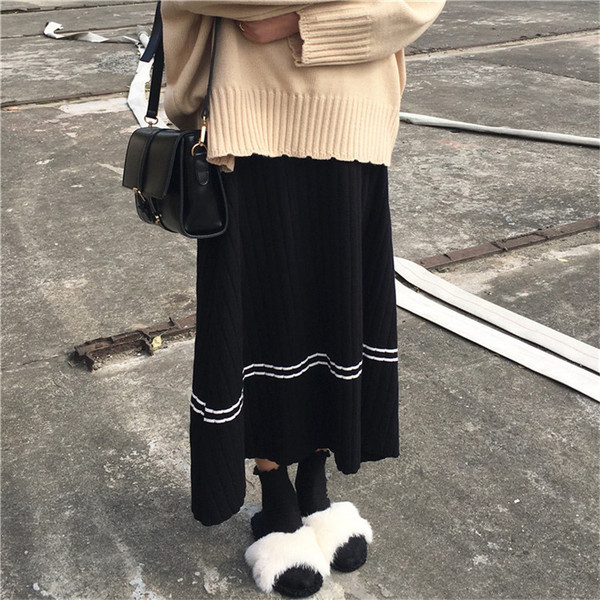 Jelenlegi női szoknya két színben - egyenes modell magas derékkal