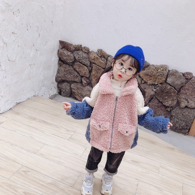 Aktuális gyerekkabát lányoknak két színben felirattal