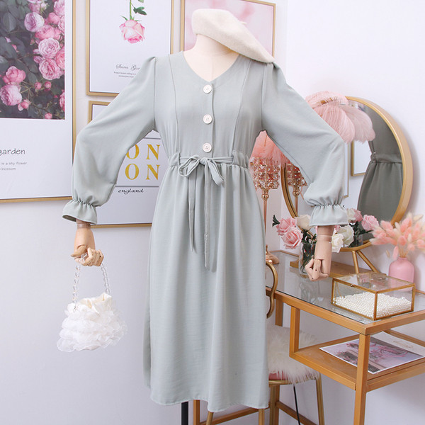 Új modell alkalmi női ruha spitz nyakkivágással és hosszú ujjú több színben