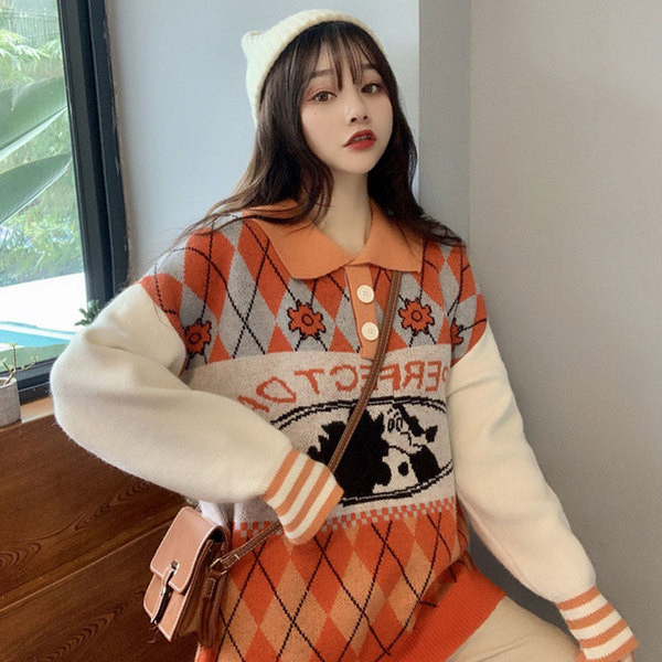 Női pulóver két színben, klasszikus gallérral