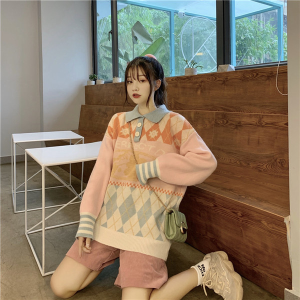 Női pulóver két színben, klasszikus gallérral