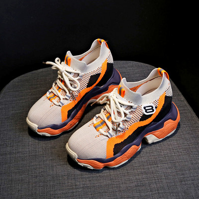 Női sport tornacipő durva talppal több színben