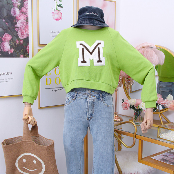 Új modell női pulóver O-nyakú fehér, kék és zöld színekben