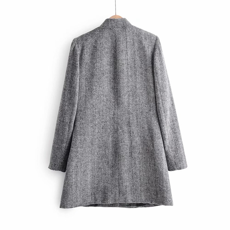 Vékony, hosszú szürke kabát rögzítés nélkül