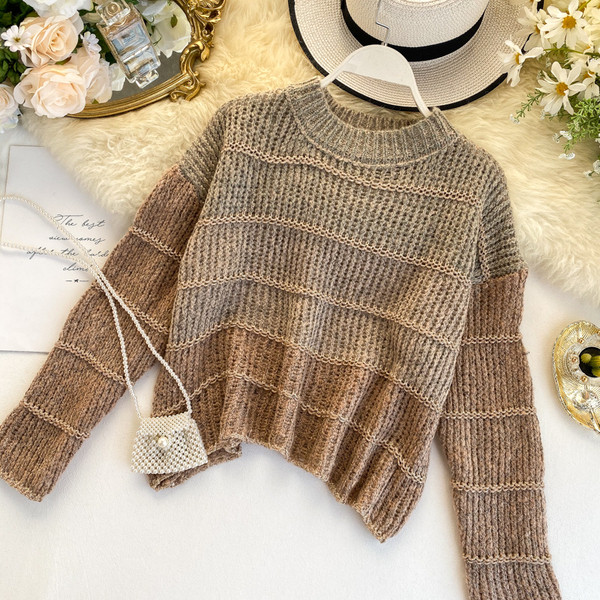 Pulover casual dama cu decolteu oval in doua culori