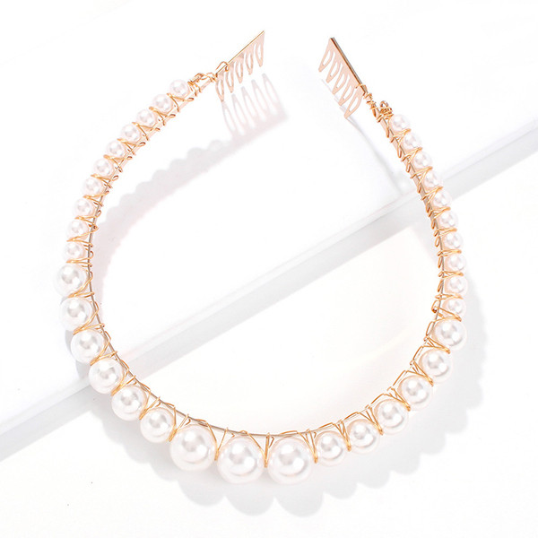 Elegáns női tiara gyöngyökkel, két színben