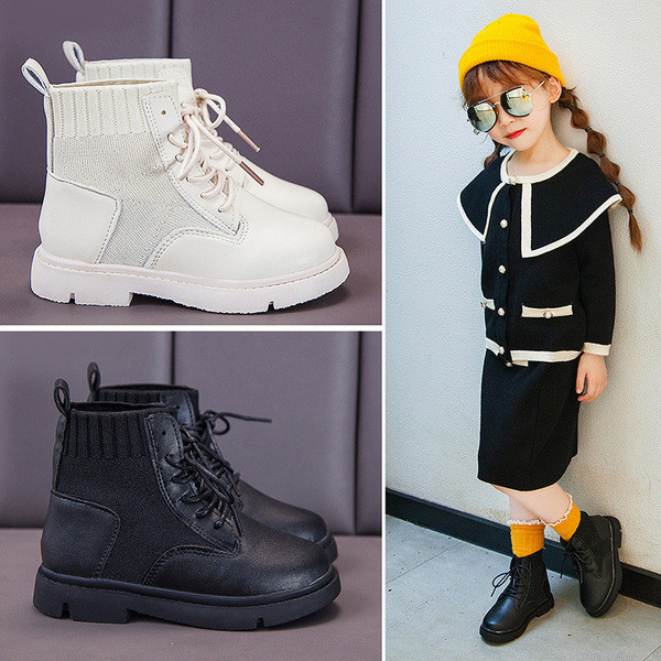 Új modell gyerekcsizma két színben fűzős lányoknak