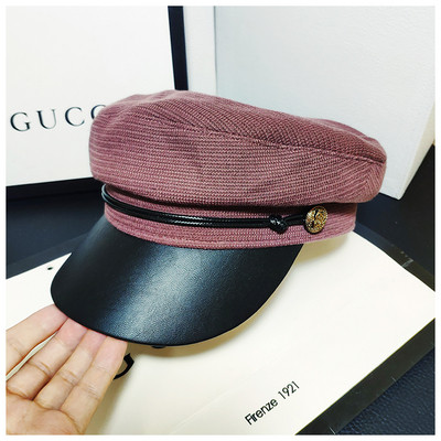 Modern női sapka bőr ellenzővel, különböző színekben