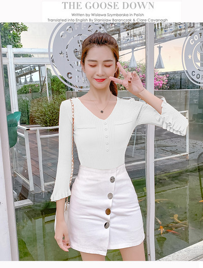 Καθημερινή γυναικεία μπλούζα σε διάφορα χρώματα με κουμπιά