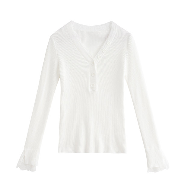 Női korszerű blúz modell spitz nyakkivágással