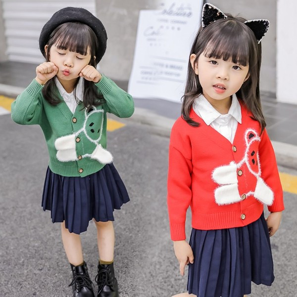 Modern gyerekmellény lányoknak két színben V-nyakkal