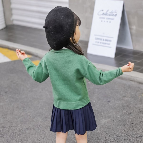 Modern gyerekmellény lányoknak két színben V-nyakkal