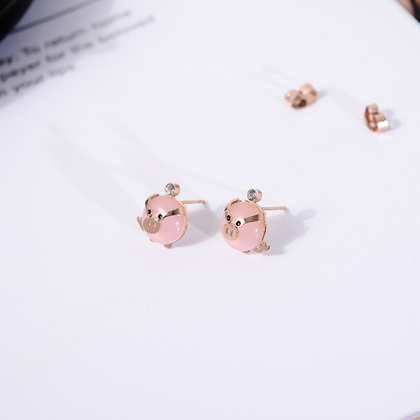 Μοντέρνα γυναικεία σκουλαρίκια σε ροζ και λευκό χρώμα