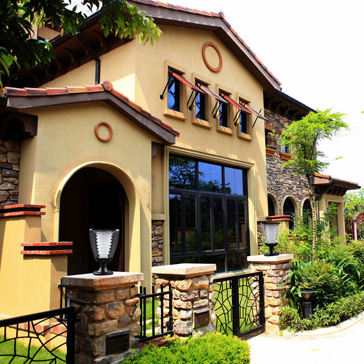 Vezeték nélküli vízálló LED-es lámpa napfénnyel, kültéri használatra