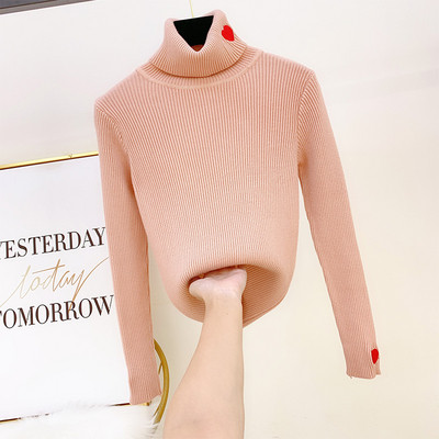 Μοντέρνα γυναικεία μπλούζα με ψηλό κολάρο και κεντημένη καρδιά σε διάφορα χρώματα