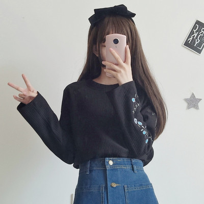 Női blúz négy színben O-nyakkal és hímzéssel